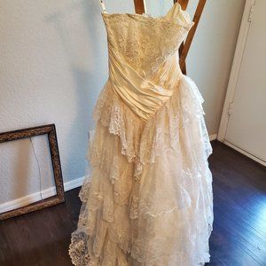Vintage Wedding Dress